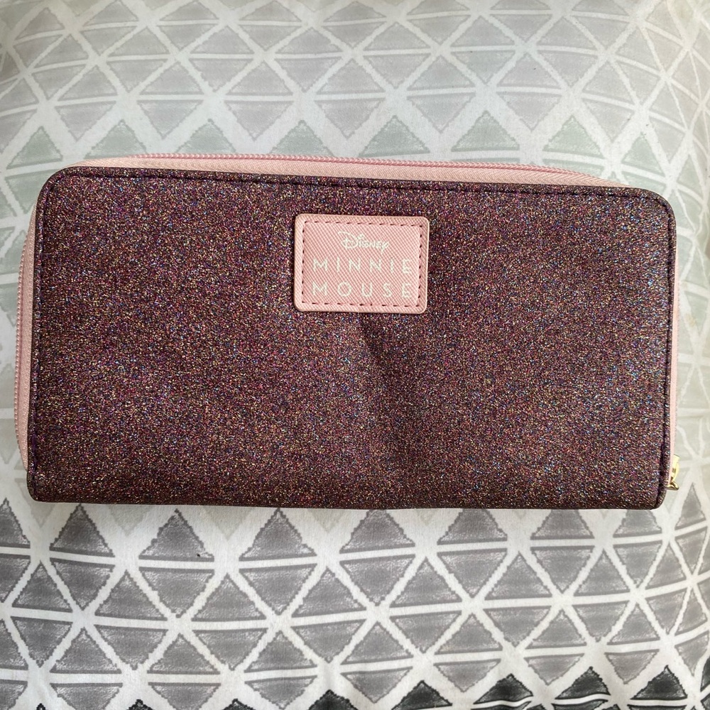Disney Pink Wallet with Iconic Design - Picture 3 of 10